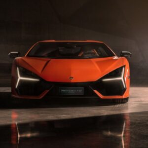 Lamborghini Revuelto